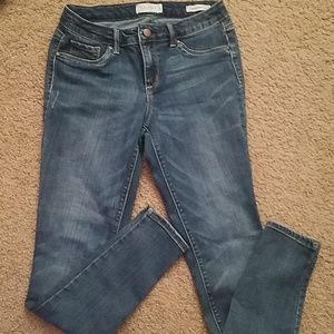 Jessica Simpson kiss me super skinny jeans